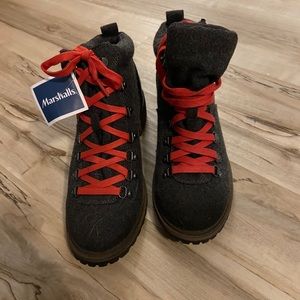 NWT Fergalicious by Fergie boots